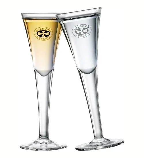 2 snapseglas Aalborg Akvavit